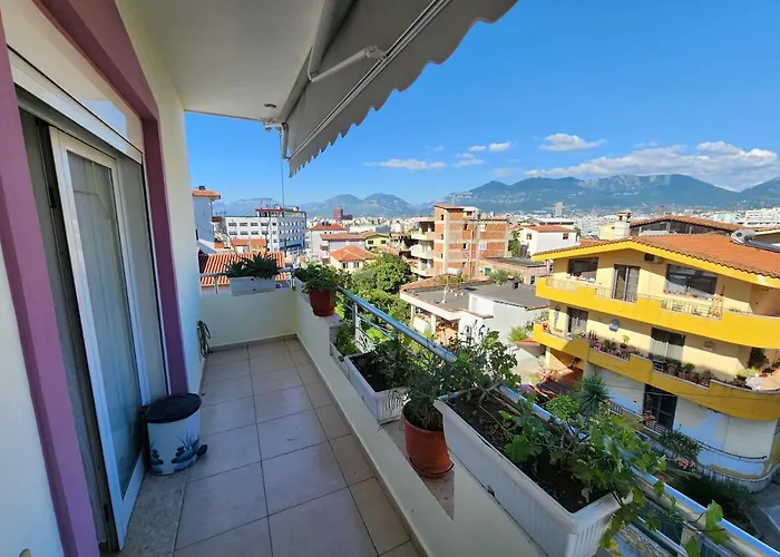 Class House * Tirana