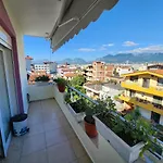 Class House * Tirana